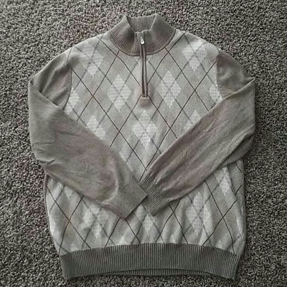 🌈 3/$10 Joseph Abboud Argyle Sweater